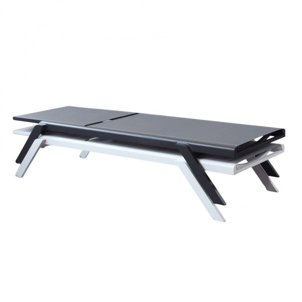 Lettino prendisole da giardino con struttura in alluminio antracite e rivestimento in texilene 198x72xH35.5 cm Solaria