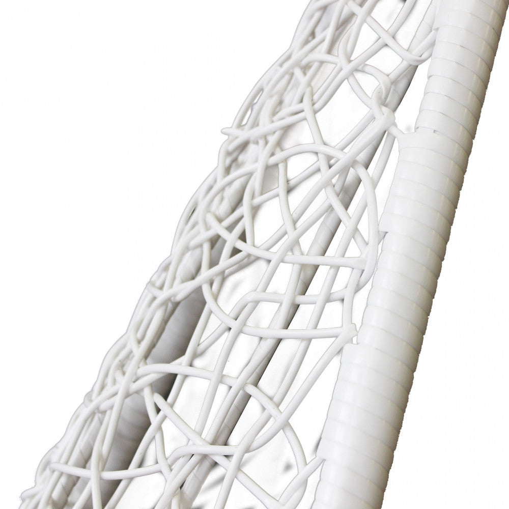 Dondolo sospeso struttura in metallo e wicker bianco con cuscini H195x82x122 cm Wikale