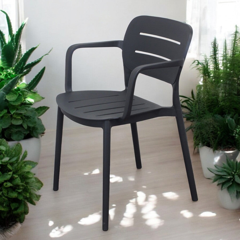 Poltrona sedia in polipropilene con braccioli impilabile 52.5x53xH79 cm Giselle