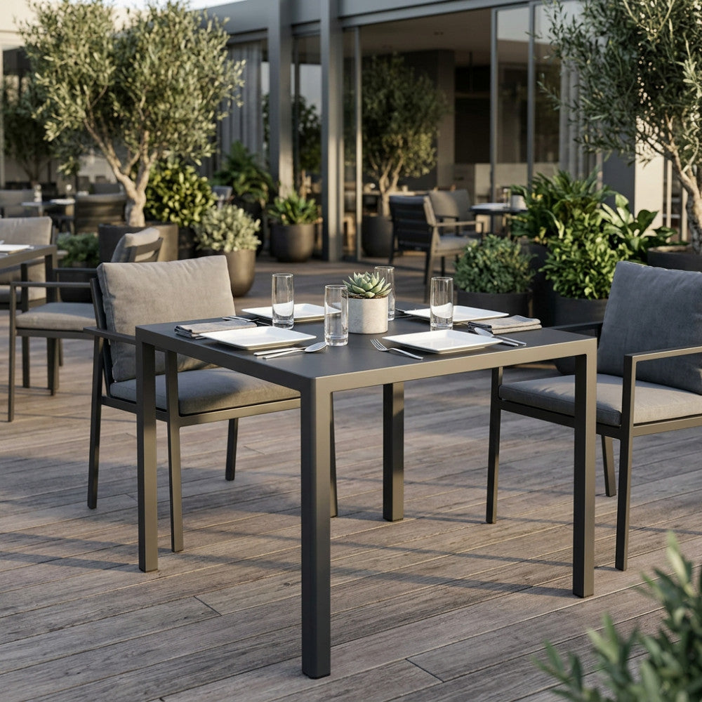 Tavolo quadrato autolivellante antracite in metallo 80x80xH75 cm