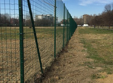 Rete elettrosaldata per recinzioni animali zincata e plastificata verde muschio con maglia 76x51 mm Rotolo 25 mt
