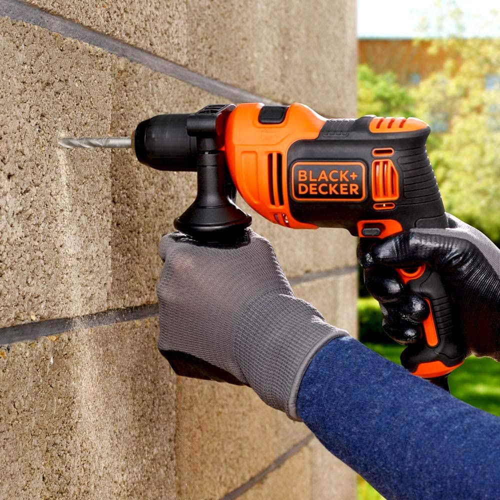 Trapano a percussione 550W con impugnatura supplementare per maggiore precisione BLACK+DECKER BEH550