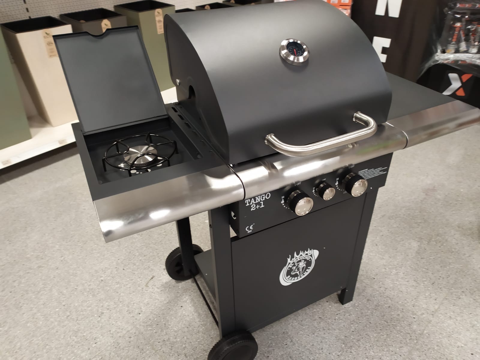 Barbecue a gas con pietra lavica e due bruciatori con funzione forno e u