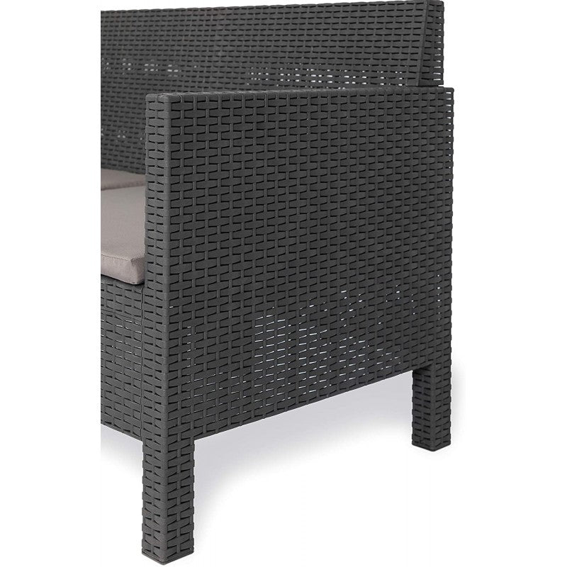 Salotto da esterno 4 posti in rattan divano poltrone e tavolino con cuscini