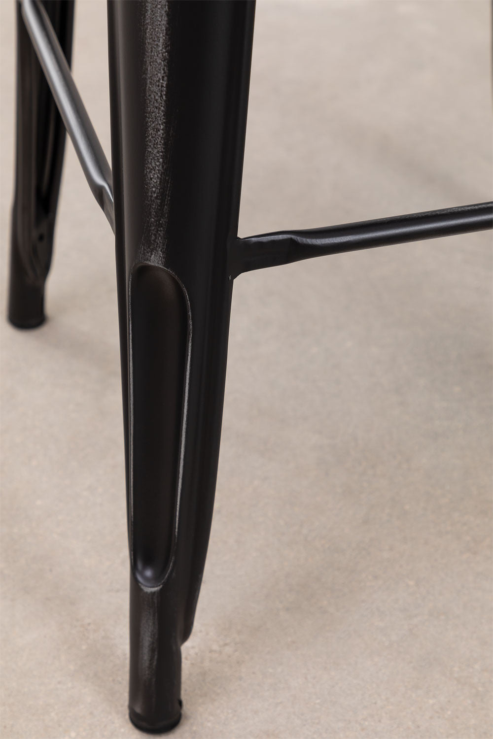 Sgabello impilabile da esterno bar in acciaio Only Vintage